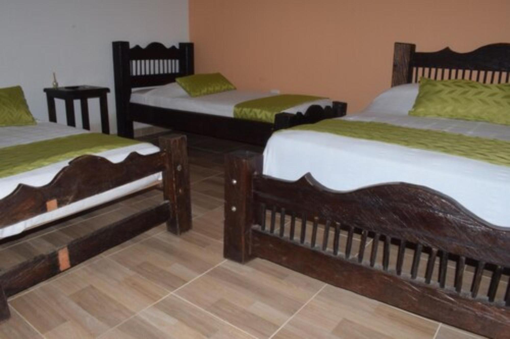 Hotel Parque De Los Arrieros Montenegro Buitenkant foto