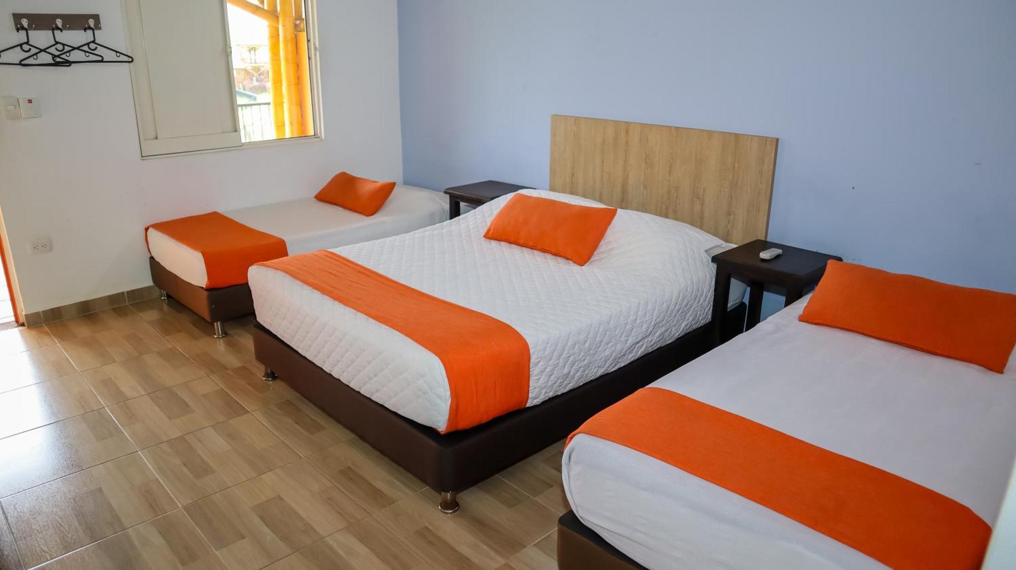 Hotel Parque De Los Arrieros Montenegro Buitenkant foto