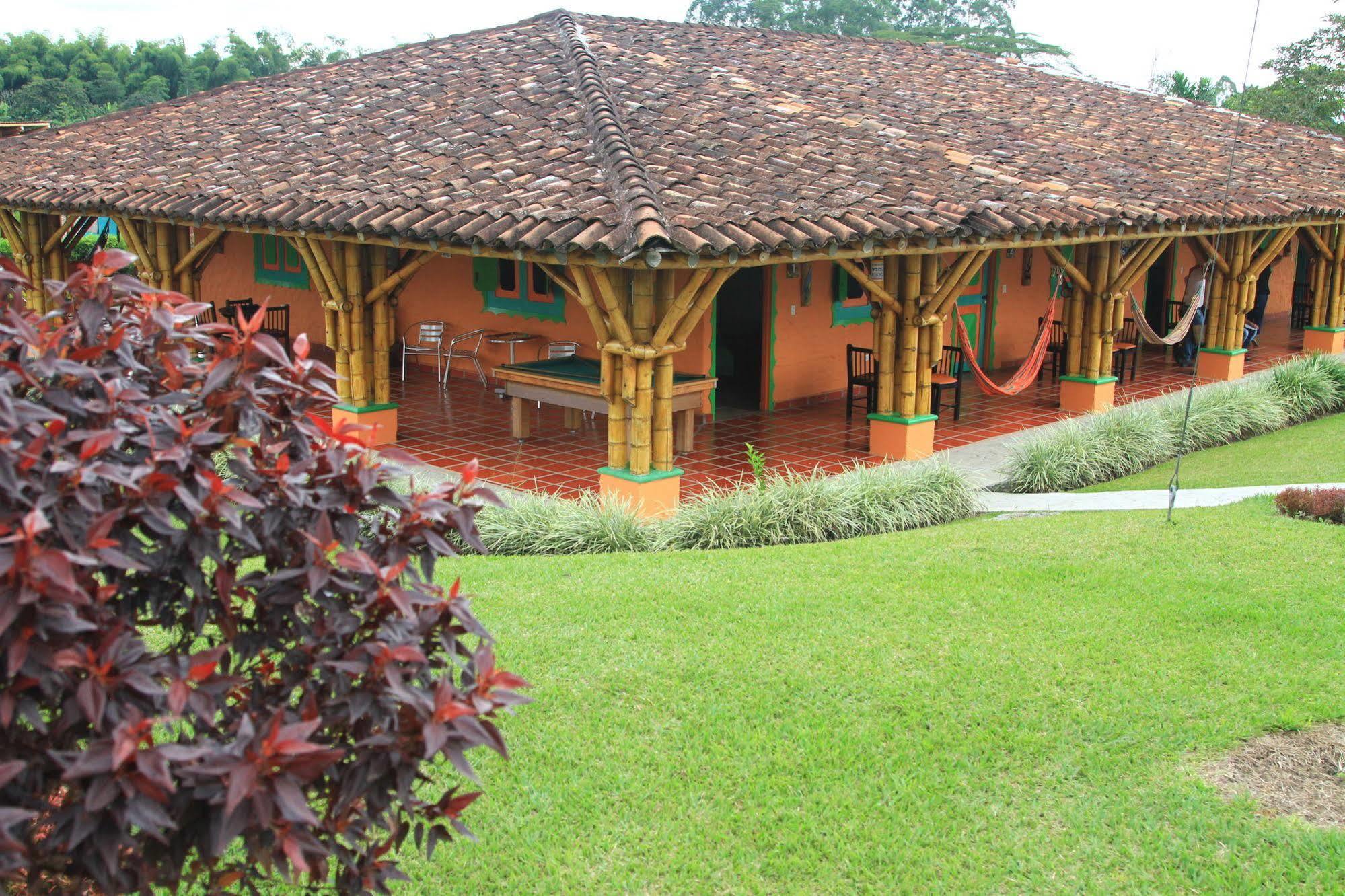 Hotel Parque De Los Arrieros Montenegro Buitenkant foto